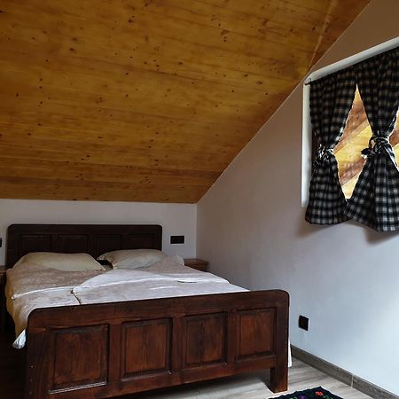 Pensiunea Ilea Ieud Zimmer foto